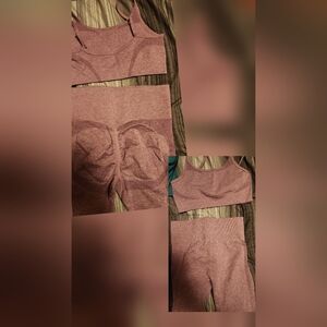 Seamless High Stretch Solid Sports Bra & Wide Band Waist Leggings